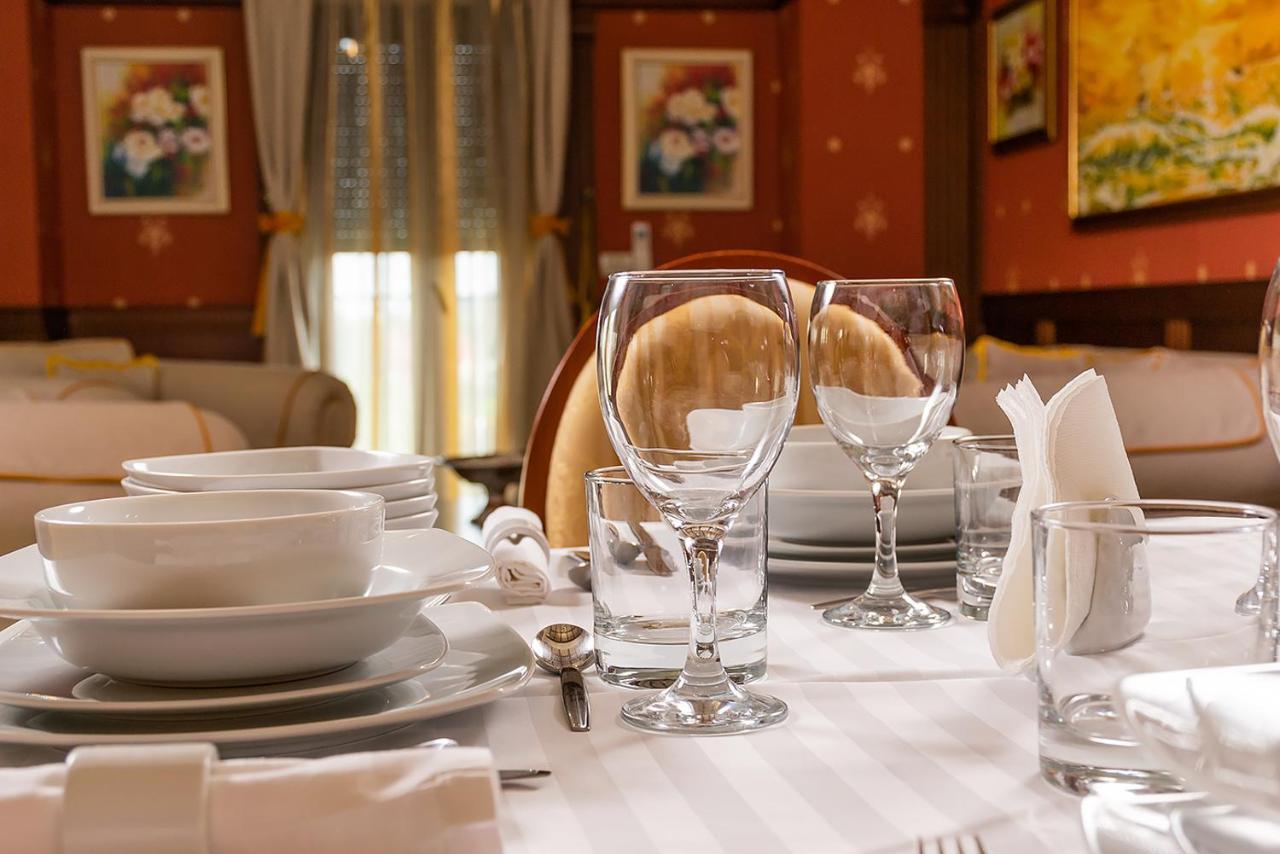 My Hotel Apartments Baneasa بوخارست المظهر الخارجي الصورة